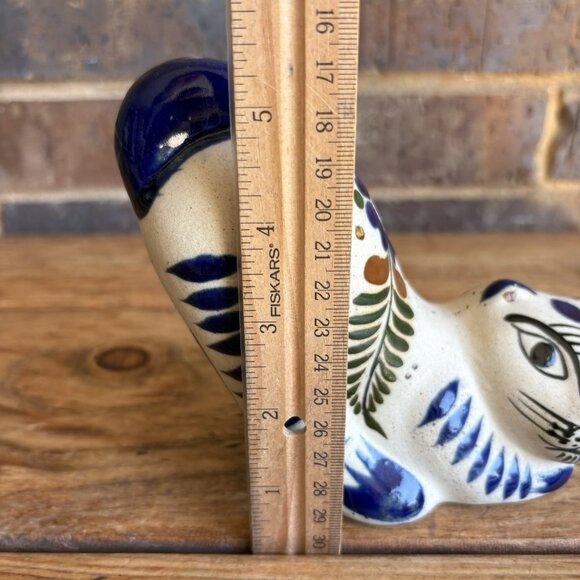 Vtg Tonala Mexican Pottery Cat Figurine Hand Painted Stretching Pose 5.25" - Picture 9 of 12